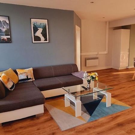 Modern And Spacious Swansea Centre Apartment Extérieur photo