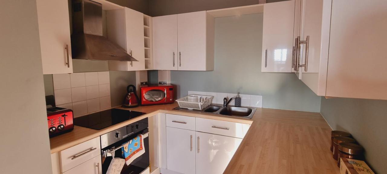 Modern And Spacious Swansea Centre Apartment Extérieur photo